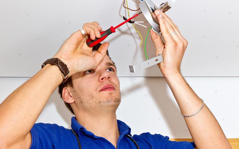 électricien dans le bâtiment Pantin