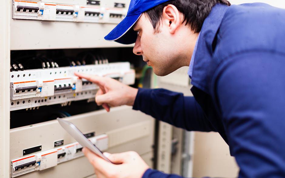 électricien de maintenance Lardy
